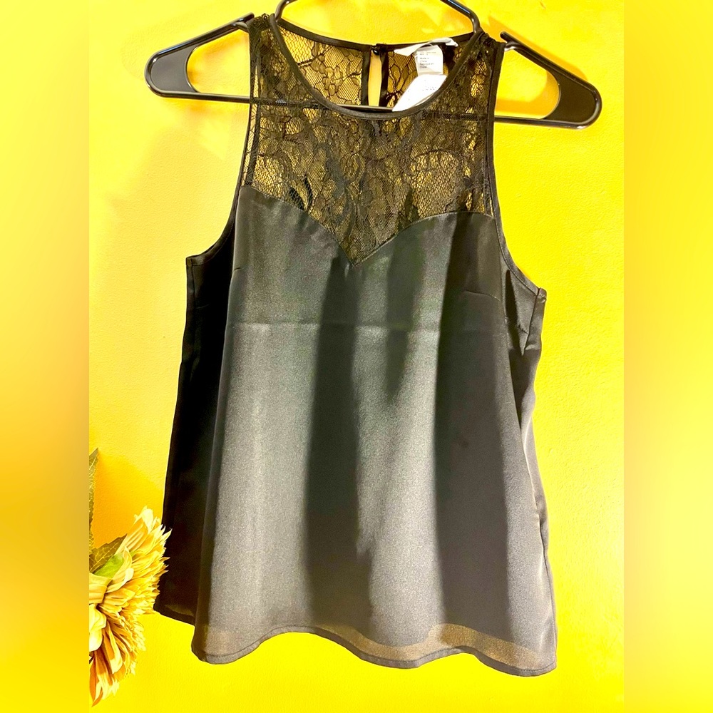 NWT sexy sleeveless silk black top
